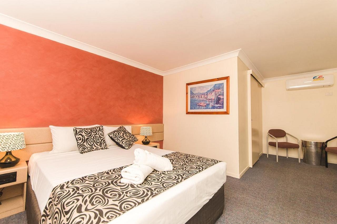 Hampton Villa Motel Rockhampton Εξωτερικό φωτογραφία